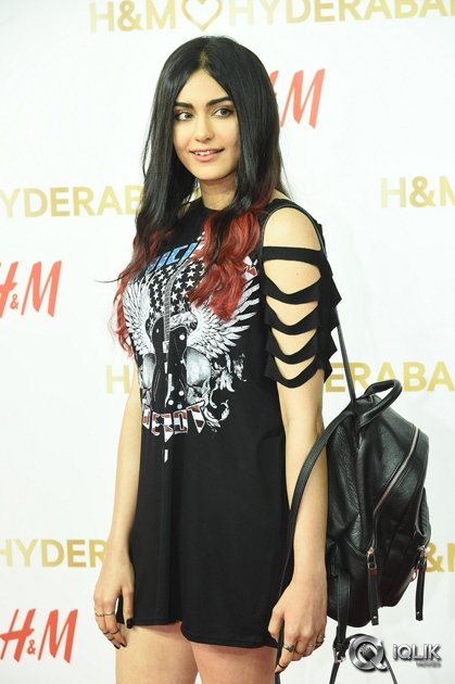 Adah-Sharma-at-H-and-M-Store-Launch